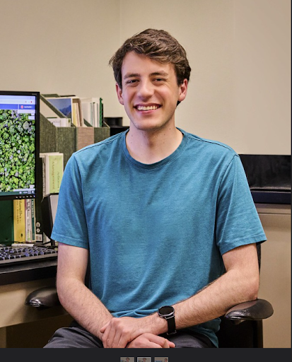 Lucas Mansfield's headshot