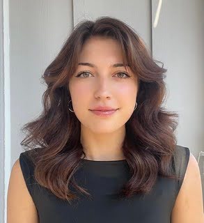 Zoe Swanson headshot
