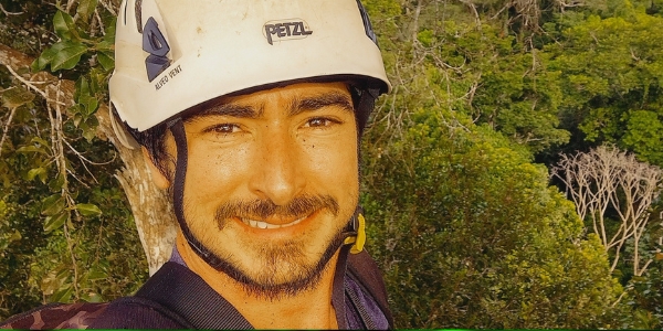 Leo Ziccardi high in the canopy of Tapajós National Forest