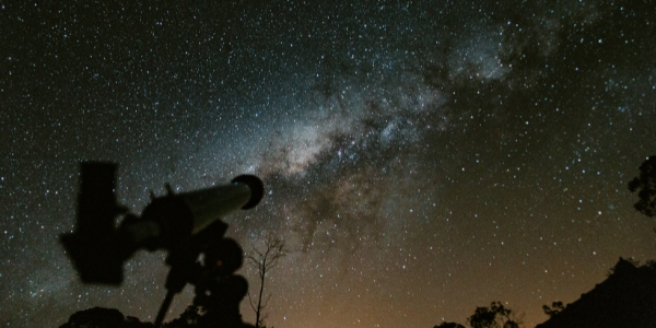 https://www.canva.com/photos/MADyQ3lCnyQ-sky-filled-with-stars-at-night/